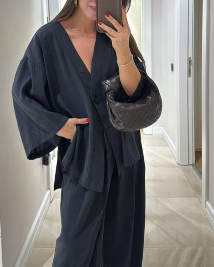 LERÁ | Casual V-Neck Set