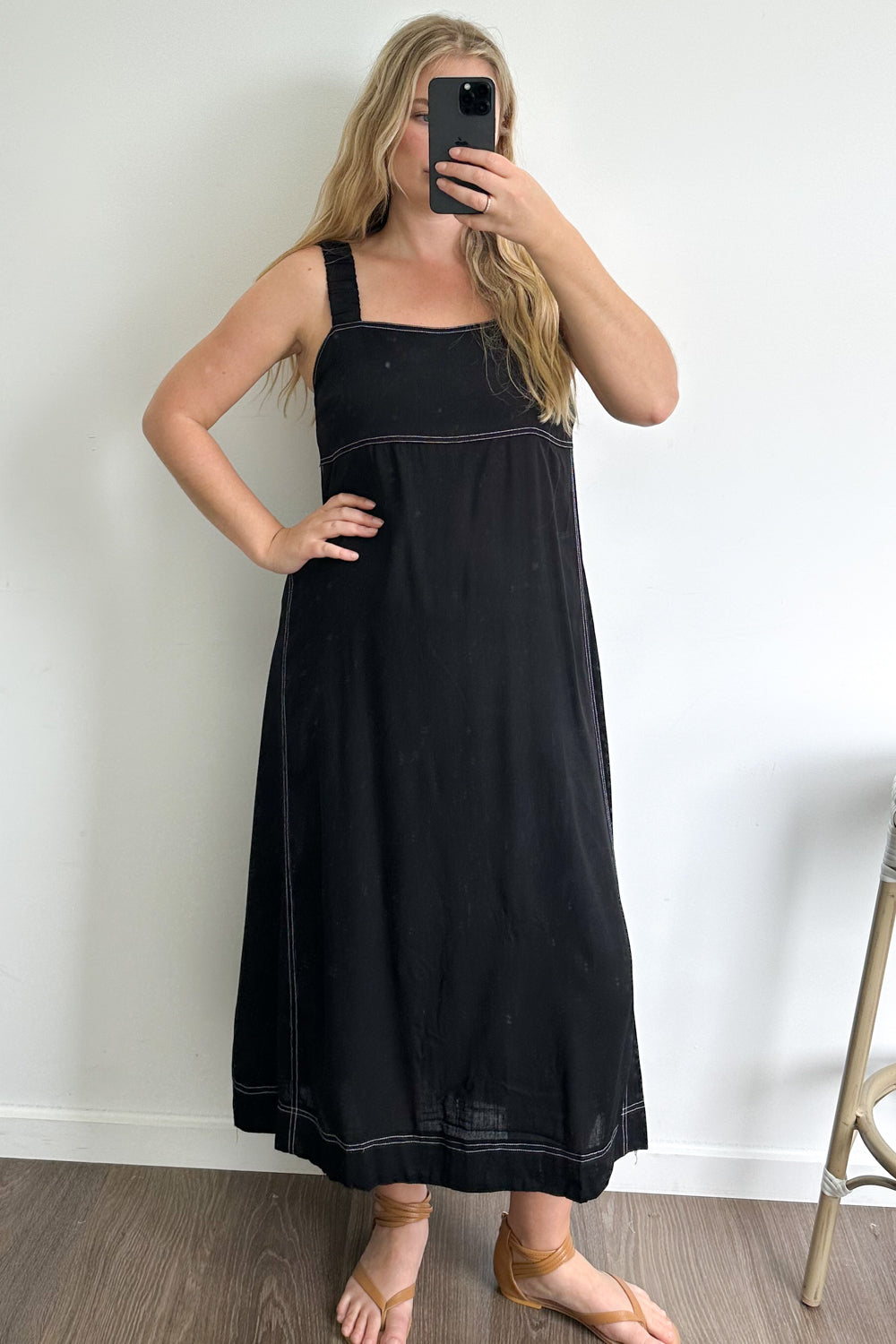 Elara Dress