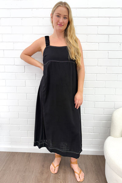 Elara Dress