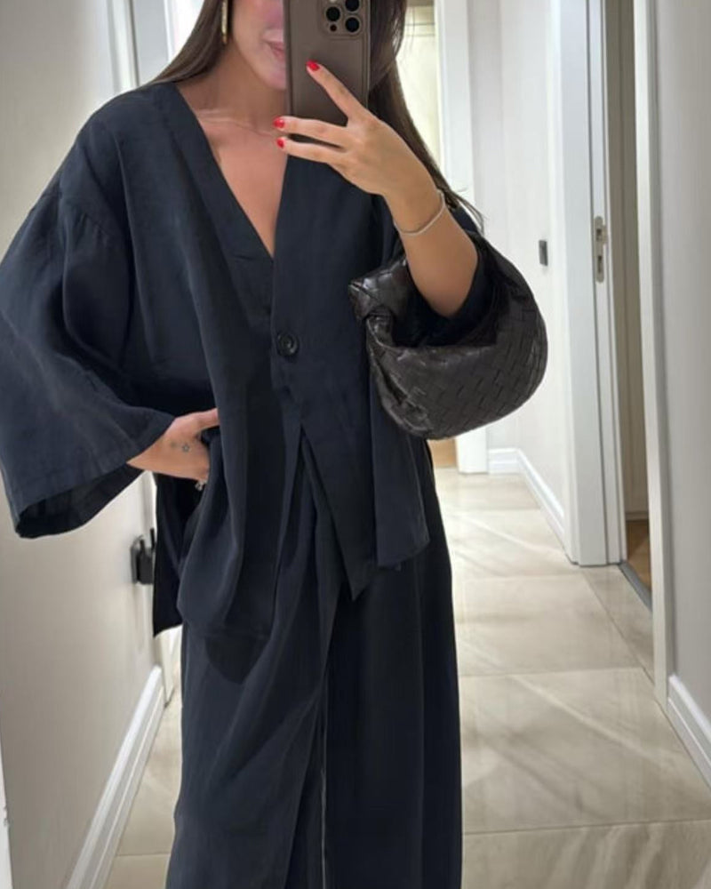 LERÁ | Casual V-Neck Set