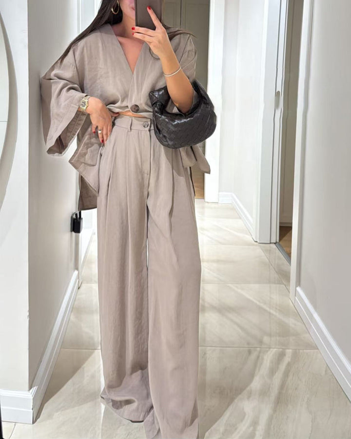 LERÁ | Casual V-Neck Set