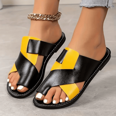 Soho Stride Criss-Cross Sandals